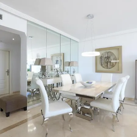 Beachfront Luxury - Monteros Palm * 马尔韦利亚