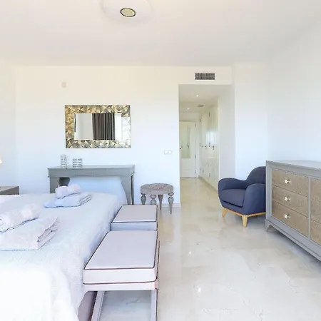 Beachfront Luxury - Monteros Palm 公寓 马尔韦利亚