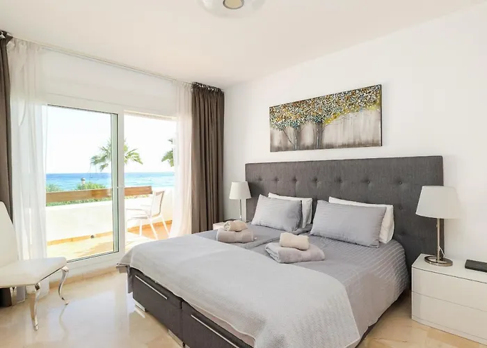Beachfront Luxury - Monteros Palm Marbella