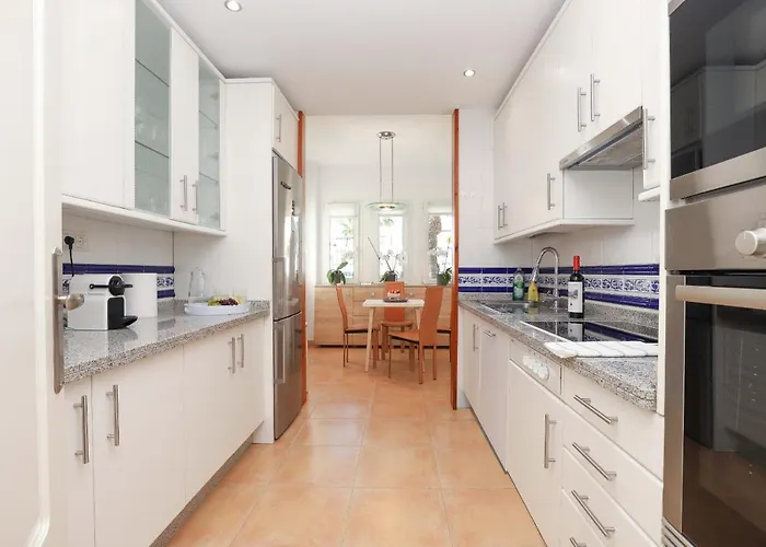 Διαμέρισμα Beachfront Luxury - Monteros Palm