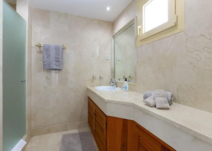 Beachfront Luxury - Monteros Palm * Marbella