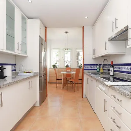 Daire Beachfront Luxury - Monteros Palm