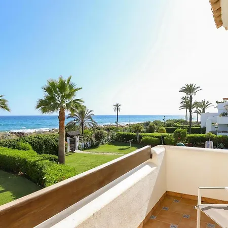 Beachfront Luxury - Monteros Palm Daire