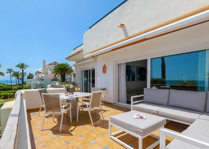 Beachfront Luxury - Monteros Palm Apartament